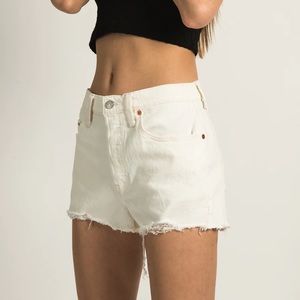 LEVI’S 501 SHORTS